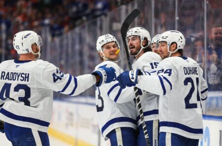 Maple Leafs rout Oilers 7-2 as Nylander scores twice Maple Leafs rout Oilers 7-2 as Nylander scores twice