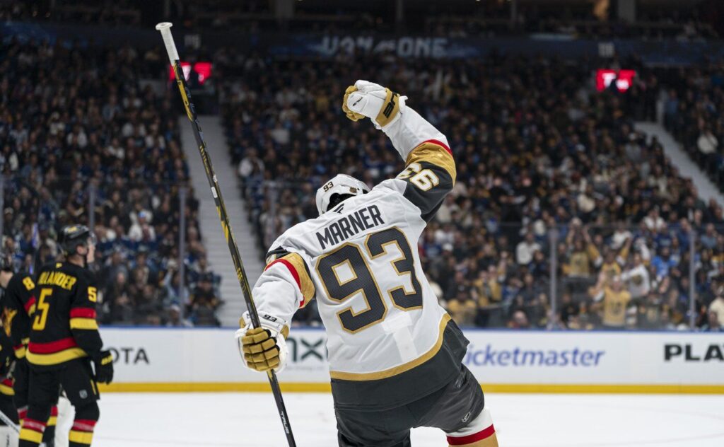 Golden Knights Hold Off Canucks 3-2 in Vancouver