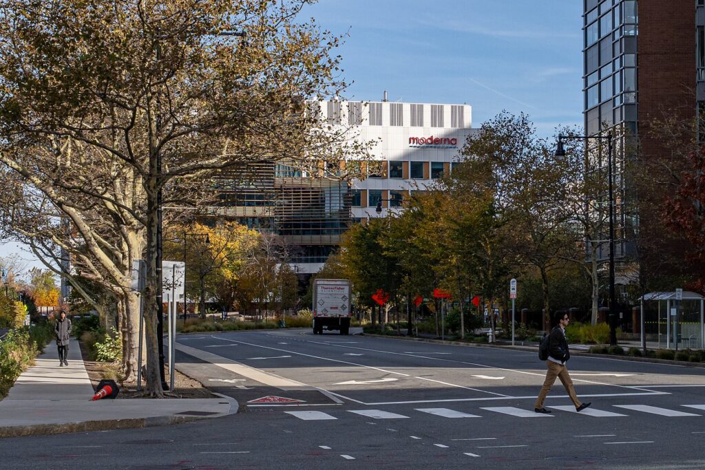 Moderna stock plunges after cancer vaccine data leak Moderna stock plunges after cancer vaccine data leak