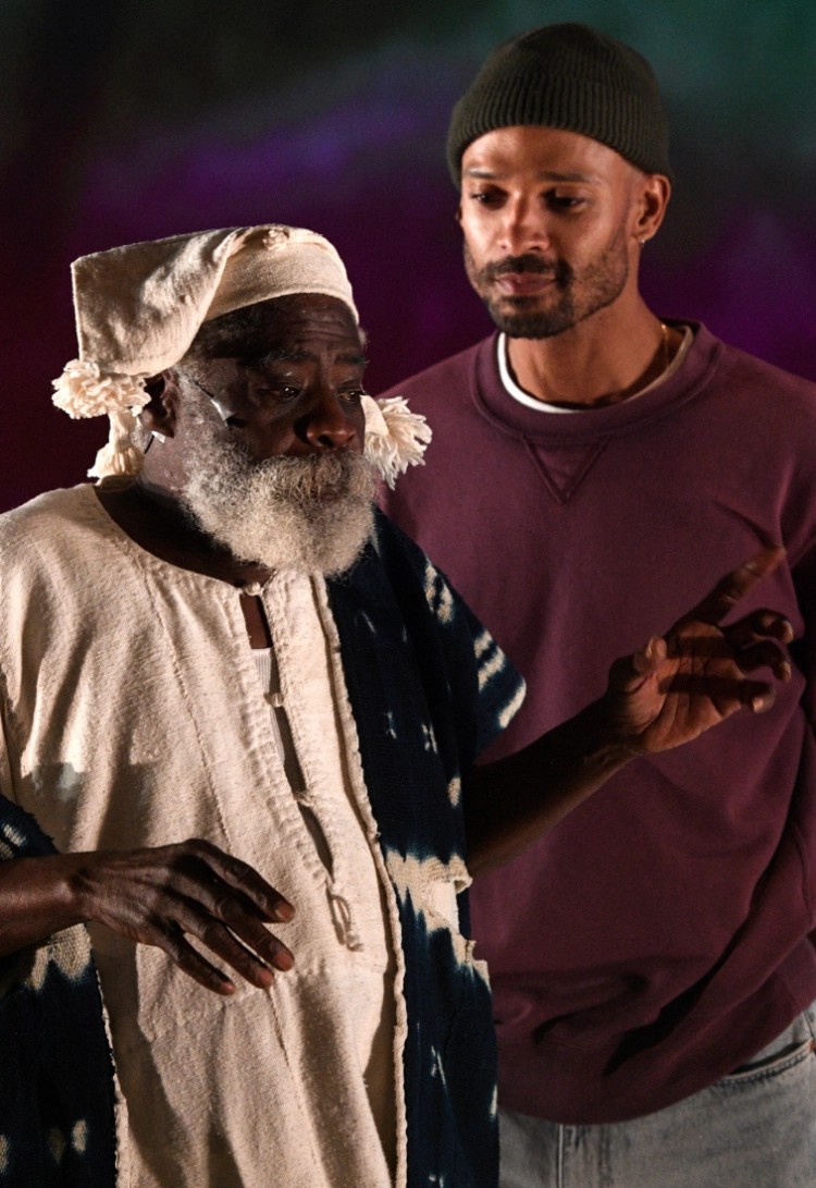 Hamadoun Kassogue and Iannicko N'Doua on stage in Neige sur Abidjan