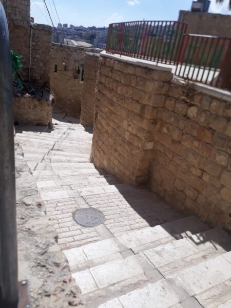 Israel seals Hebron after attack kills two soldiers Israel seals Hebron after attack kills two soldiers