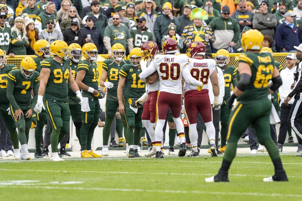 Packers beat Cowboys 23-13 as Love, defence lead the way Packers beat Cowboys 23-13 as Love, defence lead the way