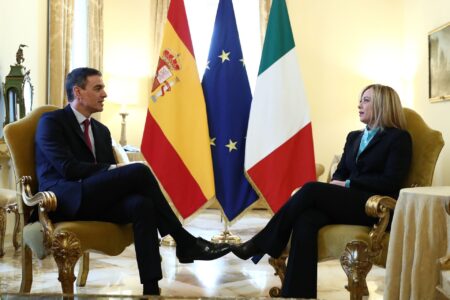 Italy extends Spain border checks 7 days, talks to follow