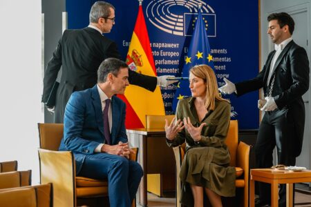 Sánchez defends Spain’s 600,000-migrant plan at EU summit Sánchez defends Spain’s 600,000-migrant plan at EU summit