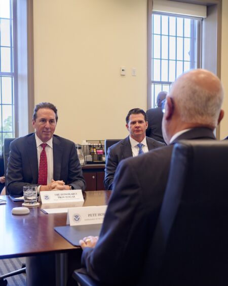 Hoekstra warns Canada to stay out of U.S. midterms Hoekstra warns Canada to stay out of U.S. midterms