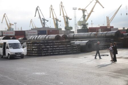 Ukrainian drones hit St. Petersburg oil terminal