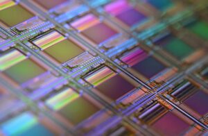 Femtum Opens Québec City Laser Factory for Chipmakers