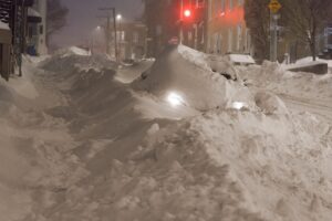 Winter storm prep checklist for Canadians: what to do now Winter storm prep checklist for Canadians: what to do now
