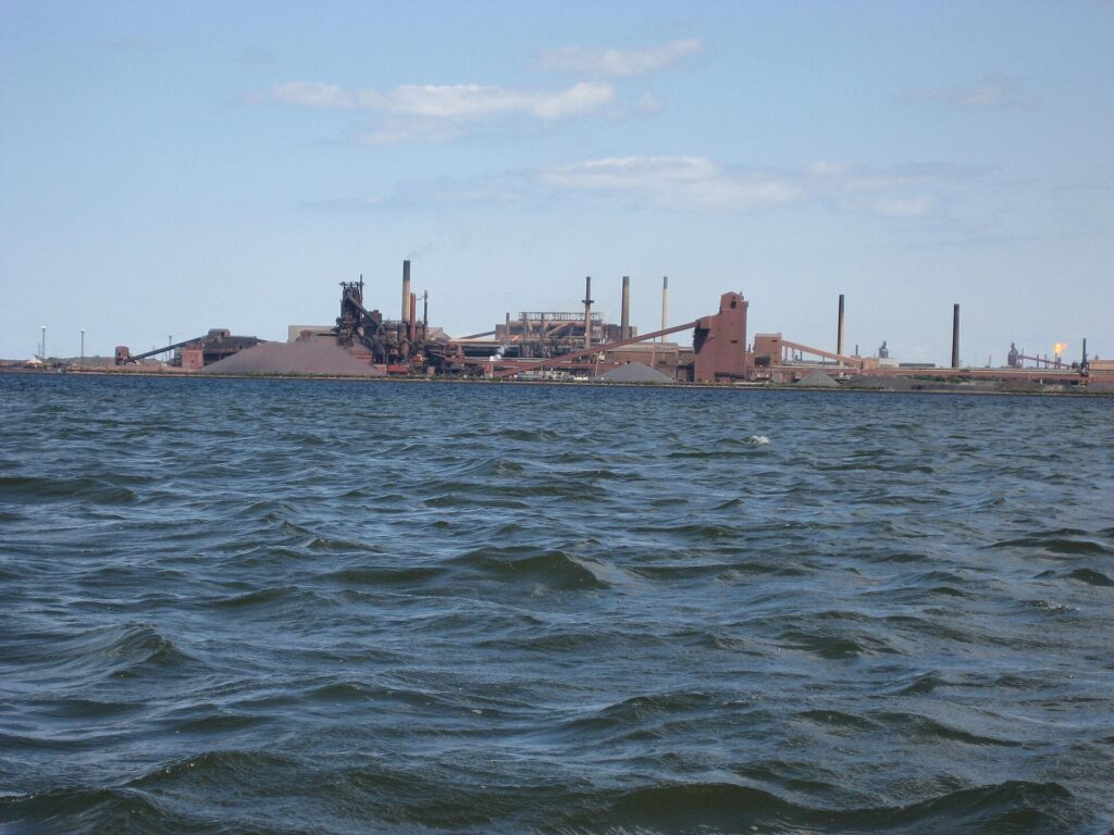 Stelco owner blames Ottawa for layoffs after best quarter