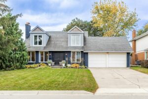 Home prices fall in Vancouver and Toronto, rise in Montreal, Ottawa: Royal LePage Home prices fall in Vancouver and Toronto, rise in Montreal, Ottawa: Royal LePage