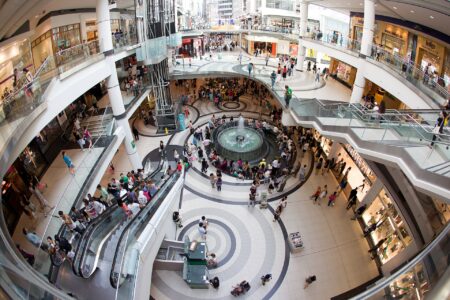 Retail sales rise 1.2% in August, Toronto up 4.0% Retail sales rise 1.2% in August, Toronto up 4.0%