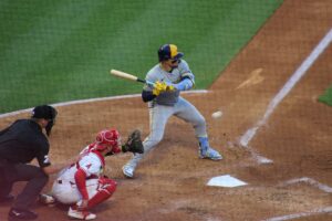 Contreras named World Series MVP as Brewers win first title Contreras named World Series MVP as Brewers win first title
