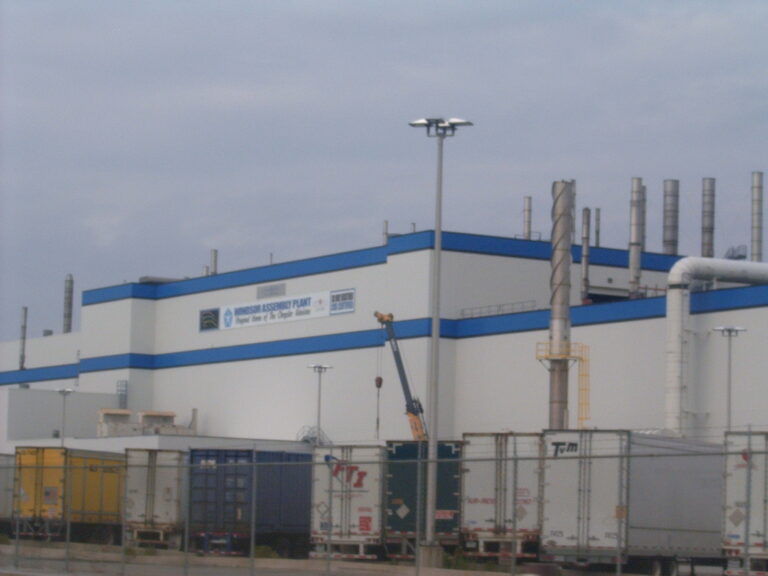 Stellantis workers give Unifor 97% strike mandate