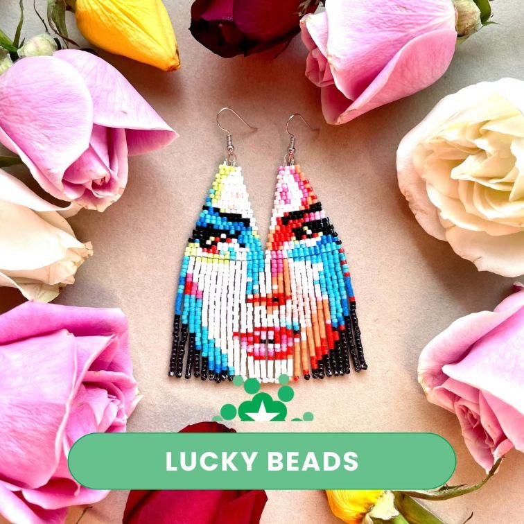 Lucky Beads work shown for the DDO Fine Arts and Crafts Market at Galeries des Sources in Dollard-des-Ormeaux