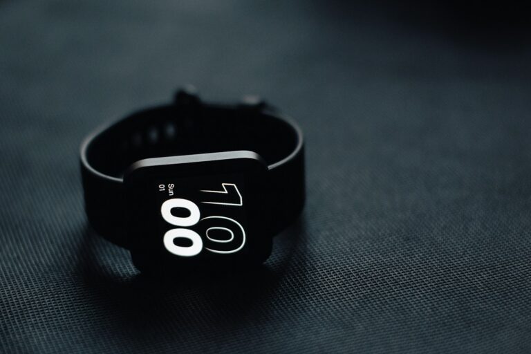 Best fitness trackers in Canada on Amazon.ca