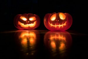 Best pumpkin carving kits on Amazon.ca for Halloween Best pumpkin carving kits on Amazon.ca for Halloween