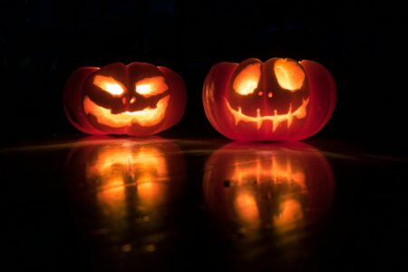 Best pumpkin carving kits on Amazon.ca for Halloween Best pumpkin carving kits on Amazon.ca for Halloween